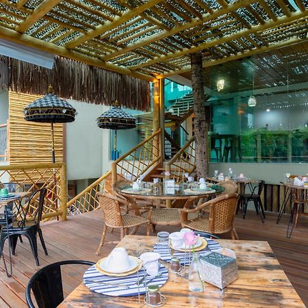 Hotel Vila Kebaya Ilhabela Kültér fotó